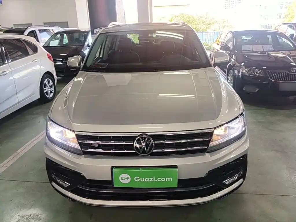 Volkswagen Tiguan L — фото 3