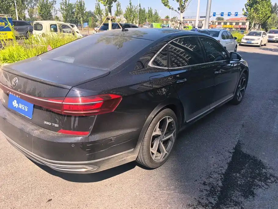 Volkswagen Passat — фото 3