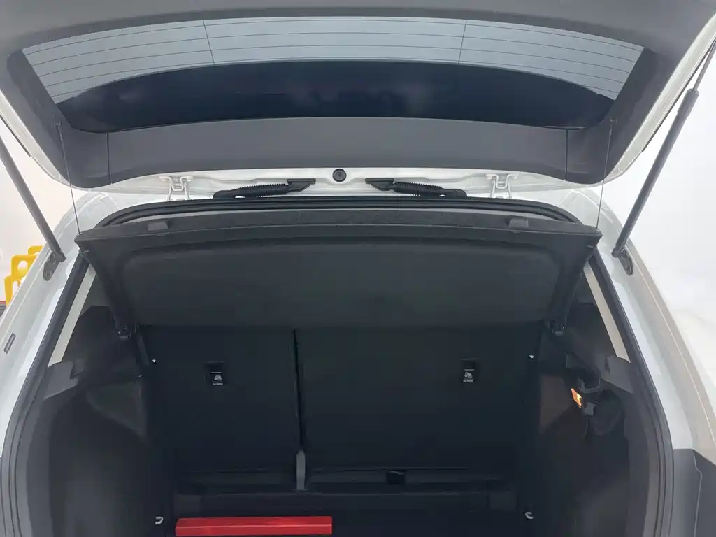 Volkswagen Tharu — фото 26