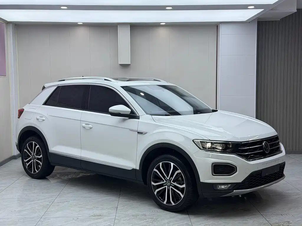 Volkswagen T-Roc — фото 3