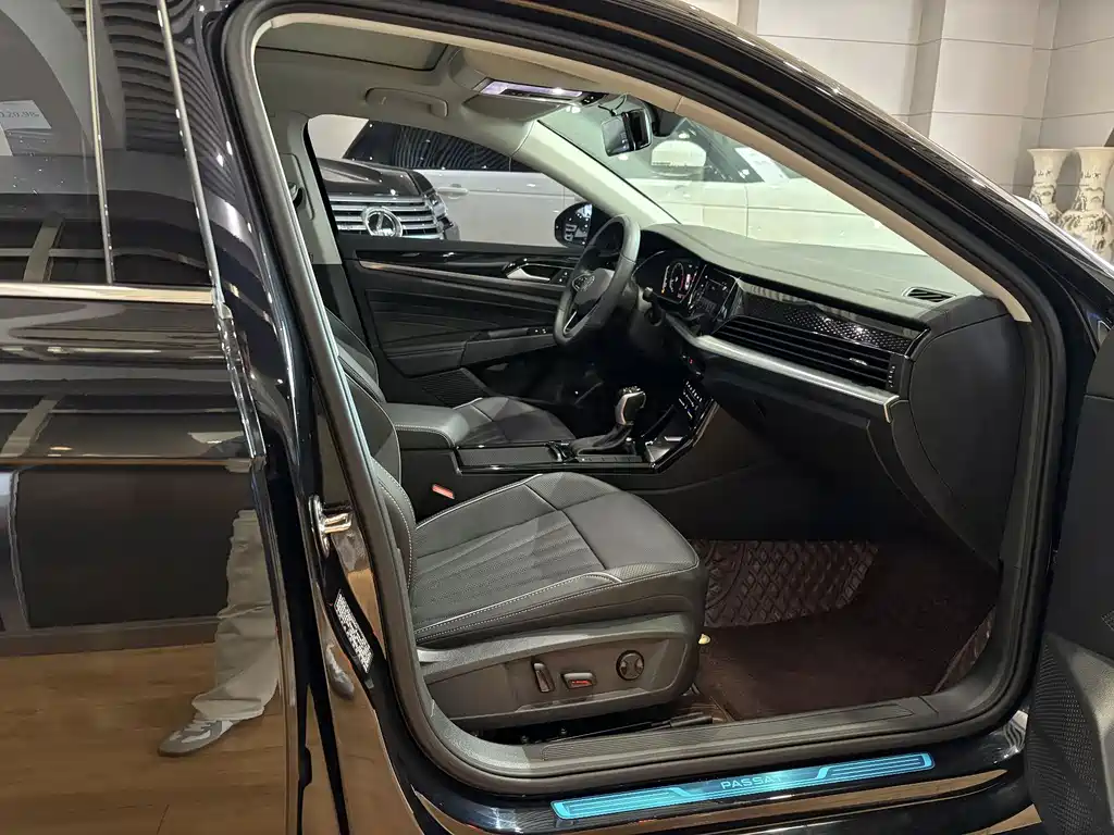 Volkswagen Passat — фото 9