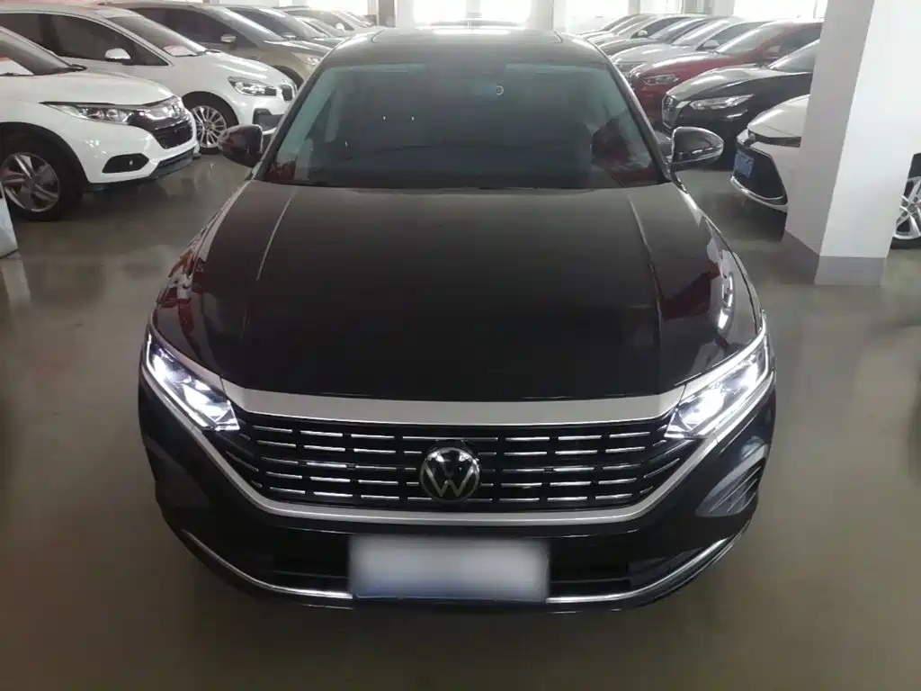 Volkswagen Passat — фото 3