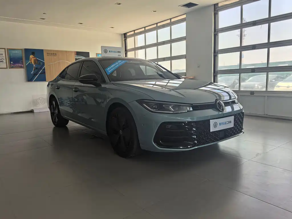 Volkswagen Passat — фото 3