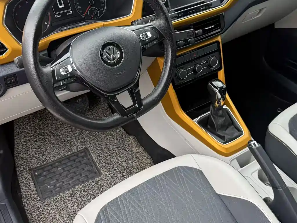 Volkswagen T-Cross — фото 5