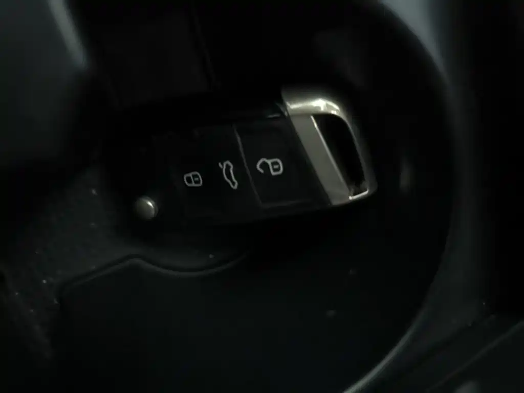 Volkswagen Passat — фото 9