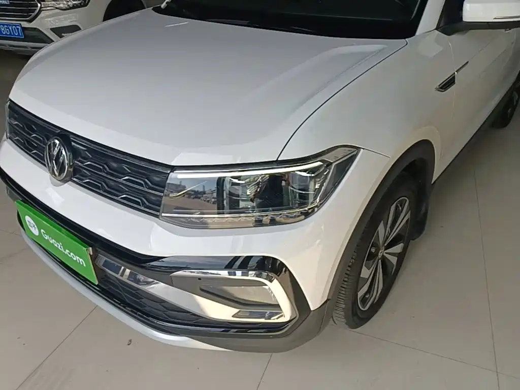 Volkswagen T-Cross — фото 24