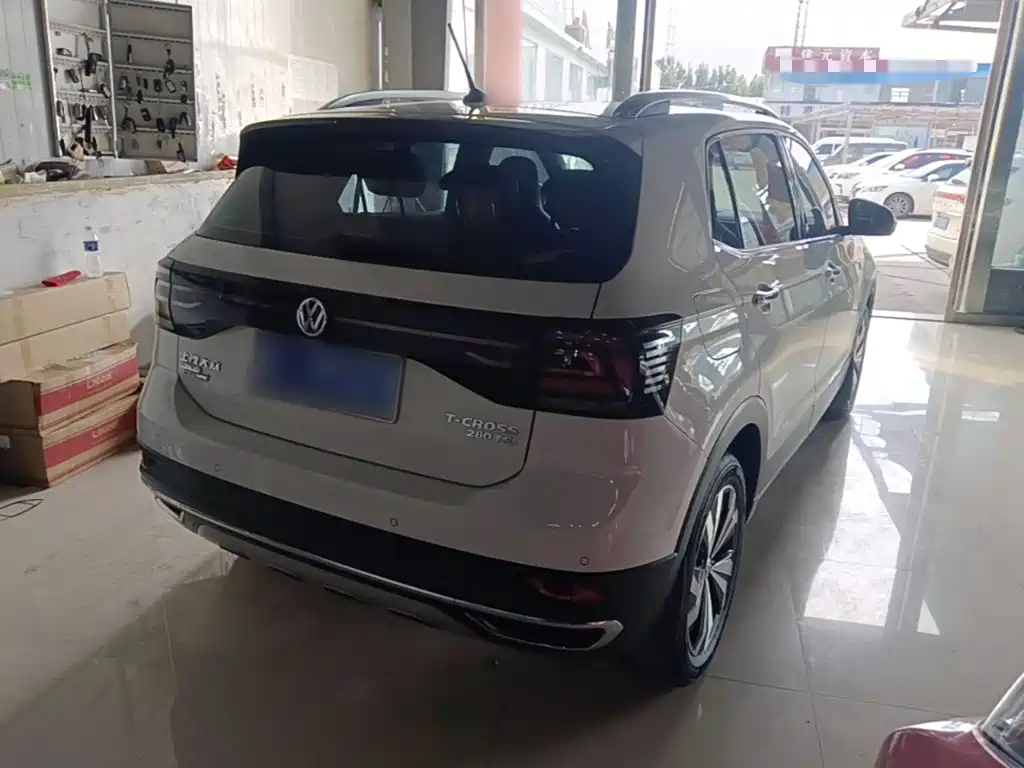 Volkswagen T-Cross — фото 7