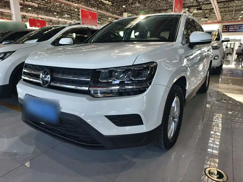 Volkswagen Tharu — фото 2
