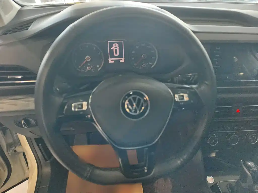 Volkswagen Tharu — фото 4