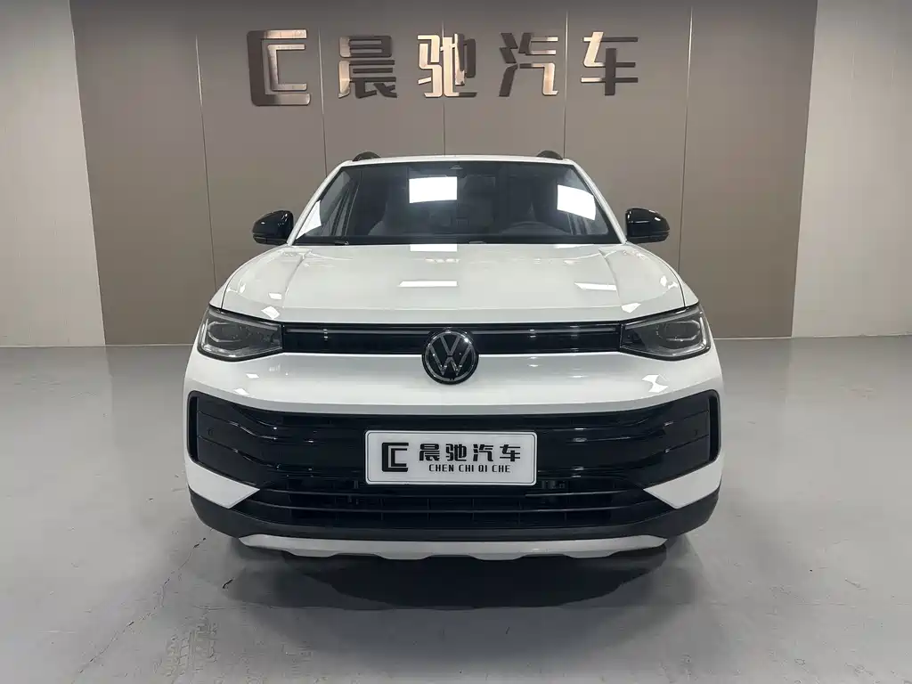 Volkswagen Tharu — фото 2