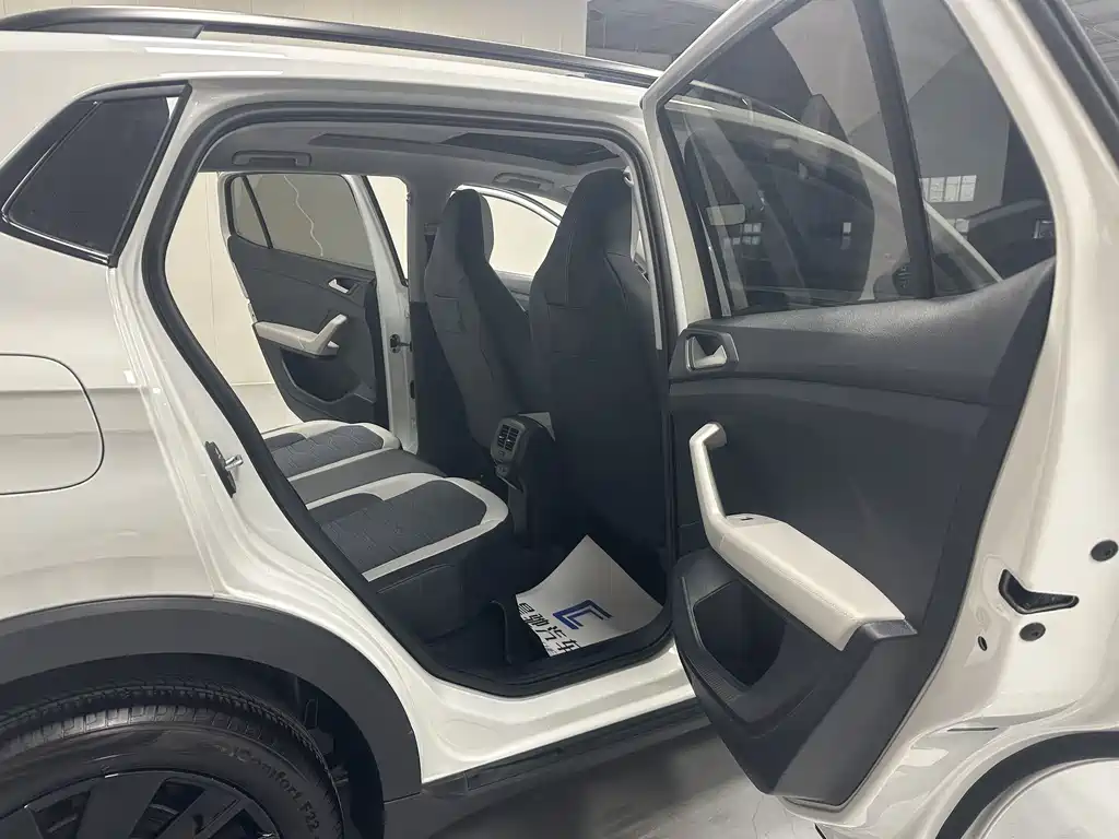 Volkswagen Tharu — фото 14