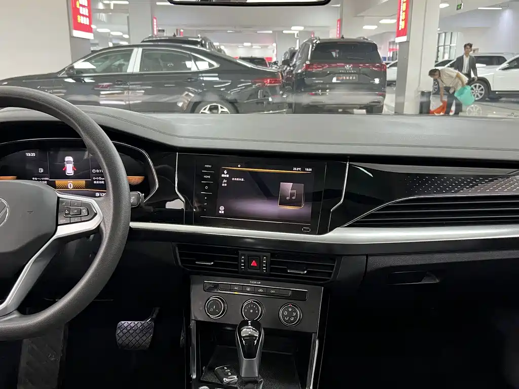 Volkswagen Passat — фото 8