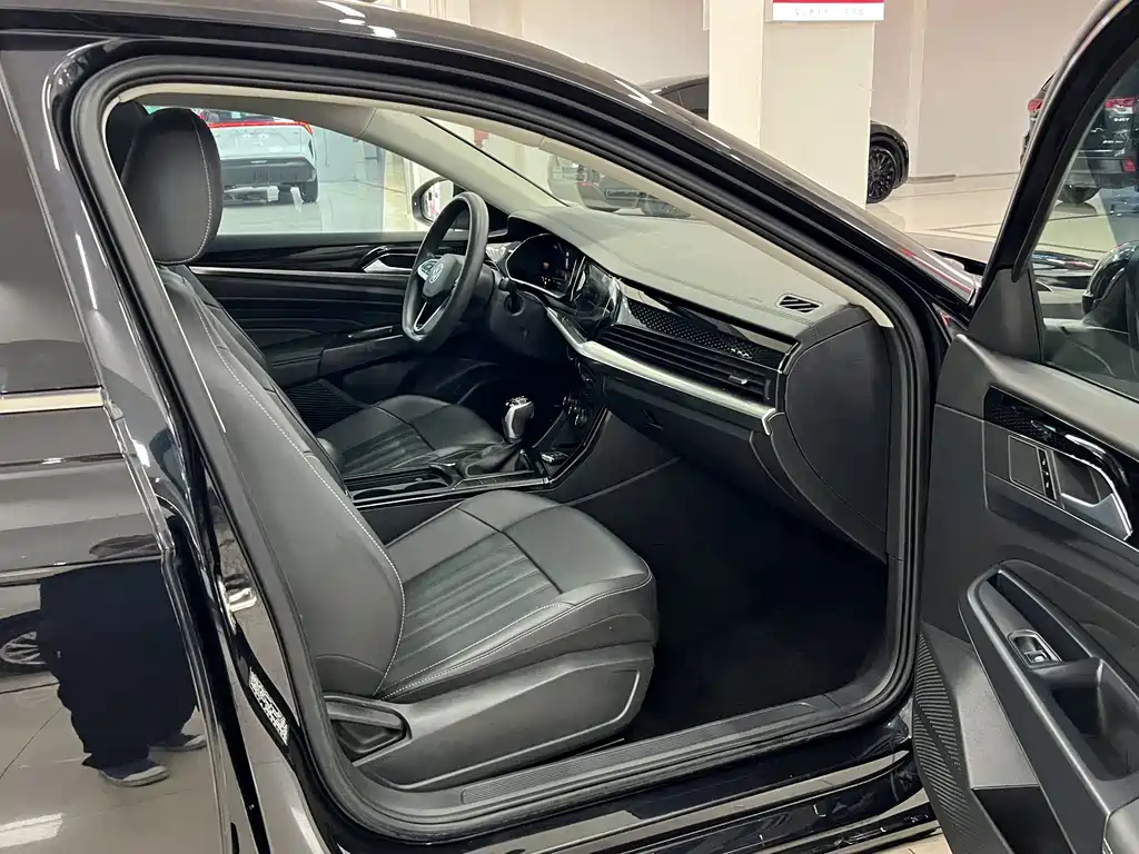 Volkswagen Passat — фото 9