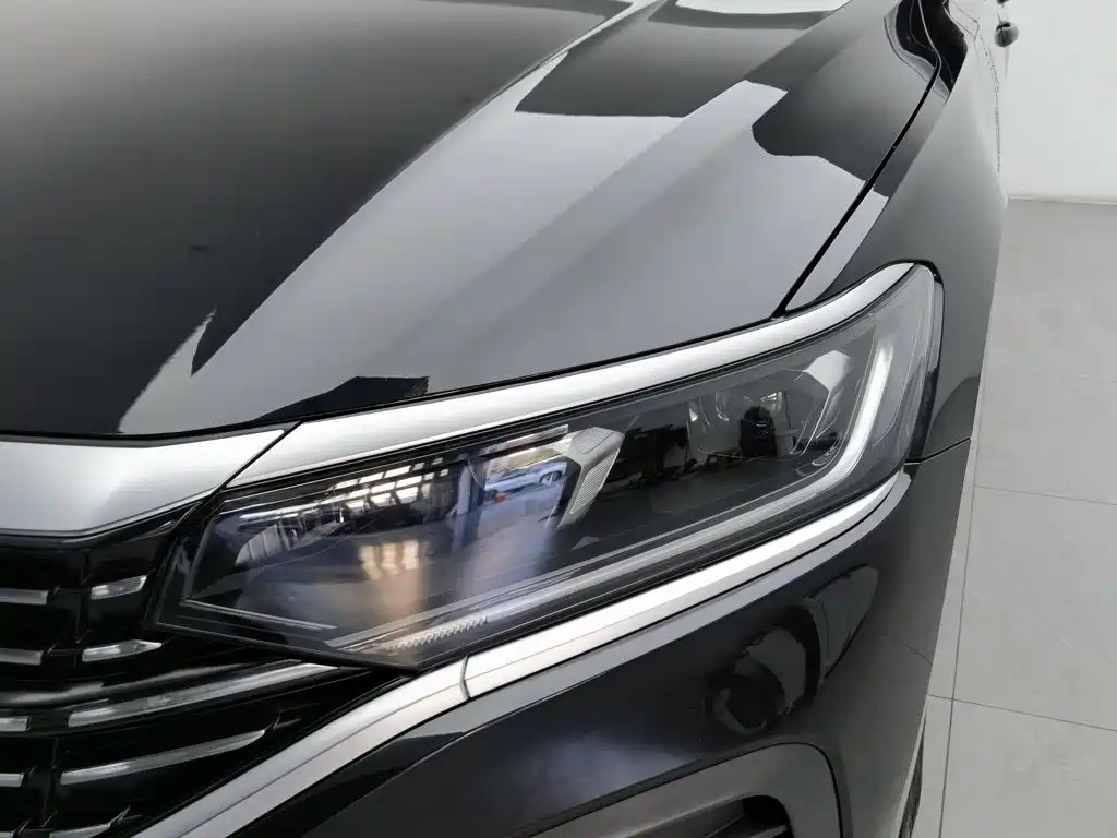 Volkswagen Passat — фото 7