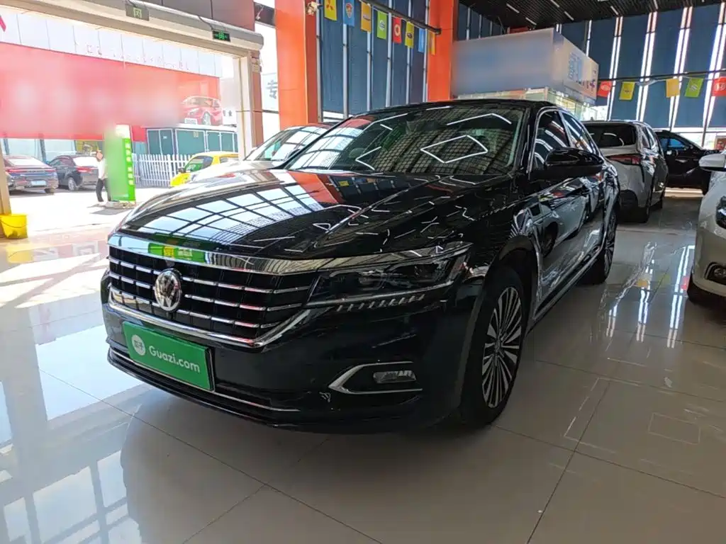 Volkswagen Passat — фото 2
