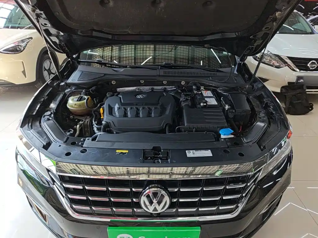 Volkswagen Passat — фото 20