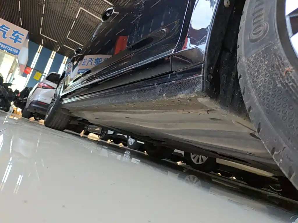 Volkswagen Passat — фото 21