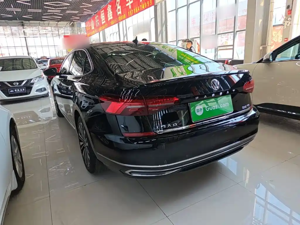 Volkswagen Passat — фото 5