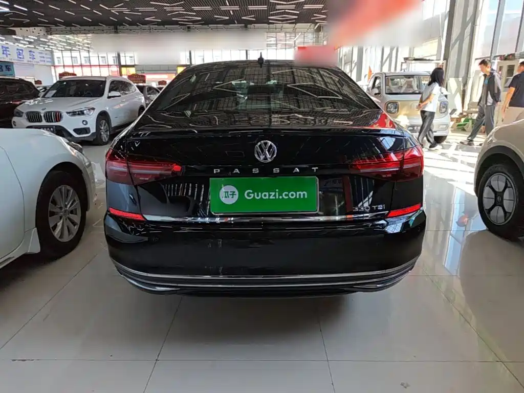 Volkswagen Passat — фото 6