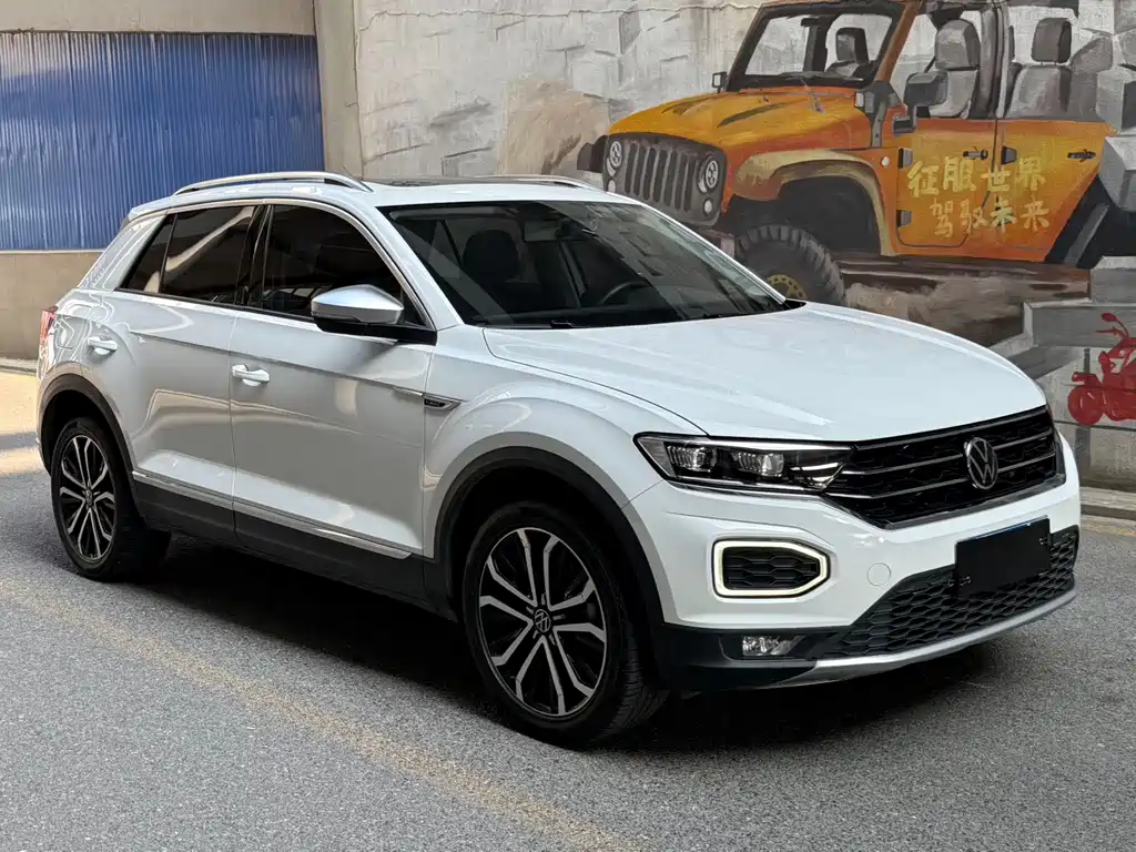 Volkswagen T-Roc — фото 3
