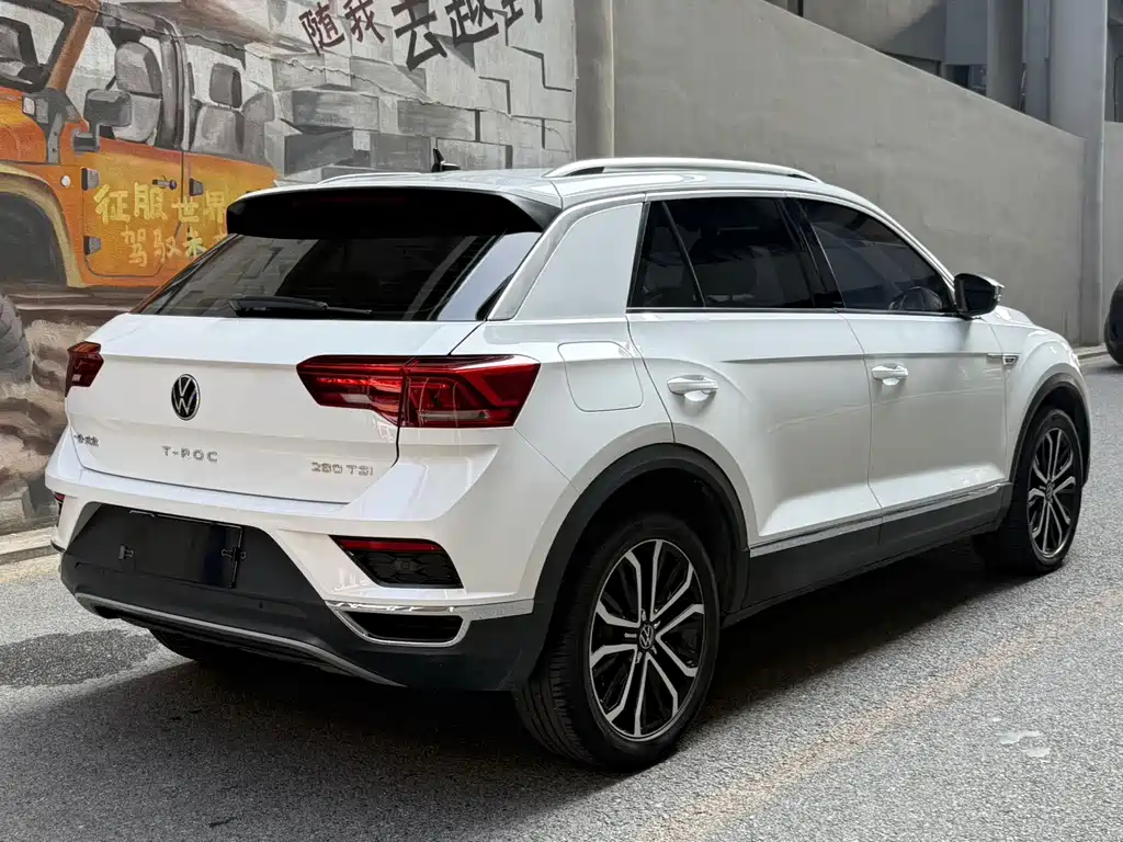 Volkswagen T-Roc — фото 4