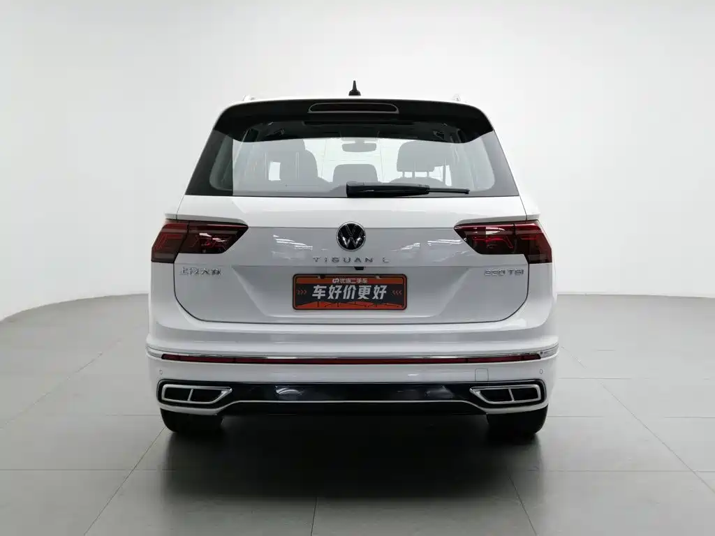 Volkswagen Tiguan L — фото 4