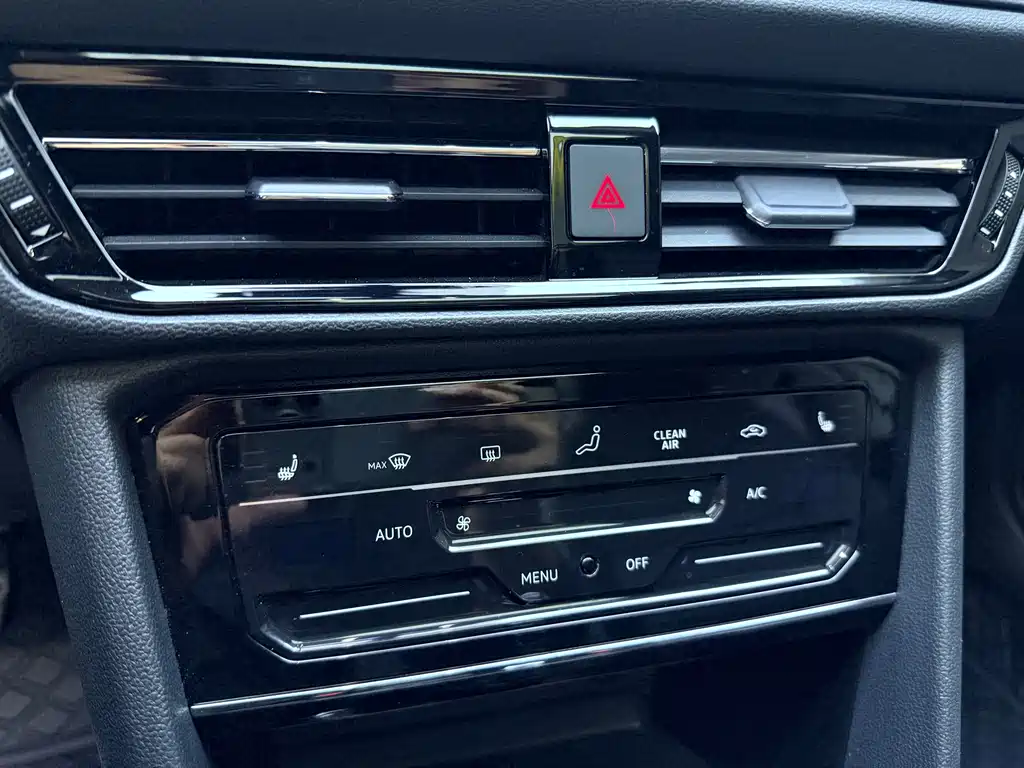 Volkswagen Tharu — фото 18