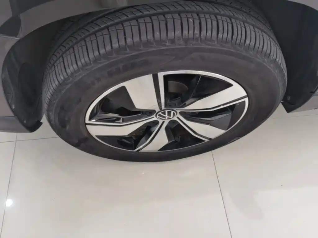 Volkswagen Tharu — фото 23