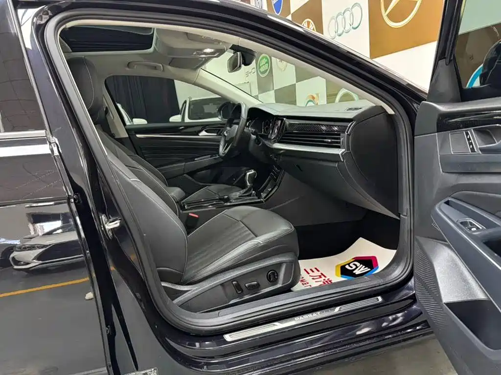 Volkswagen Passat — фото 10