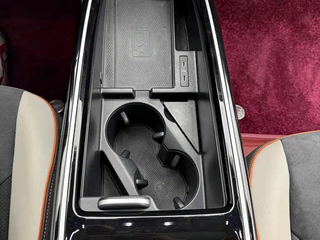 Volkswagen ID.6 Crozz — фото 17