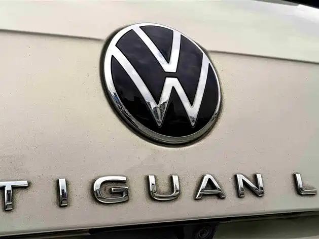 Volkswagen Tiguan L — фото 17