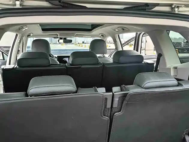 Volkswagen Tiguan L — фото 24