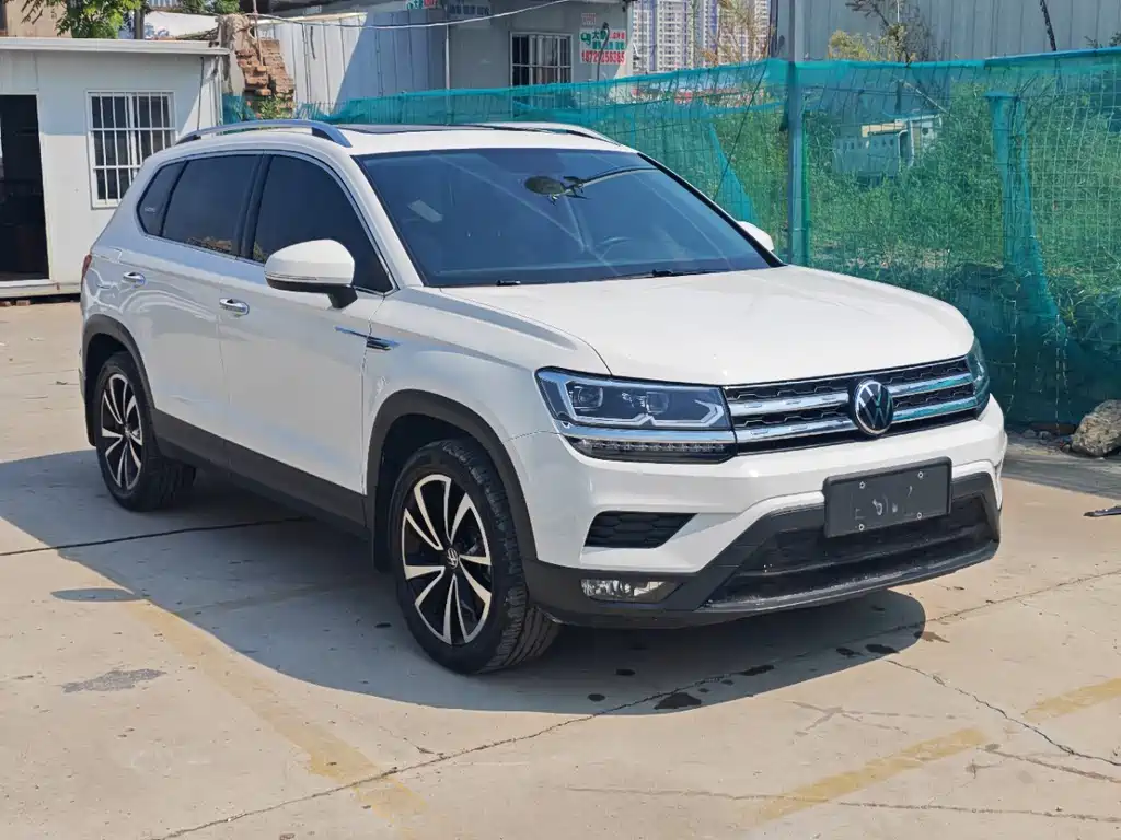 Volkswagen Tharu — фото 3