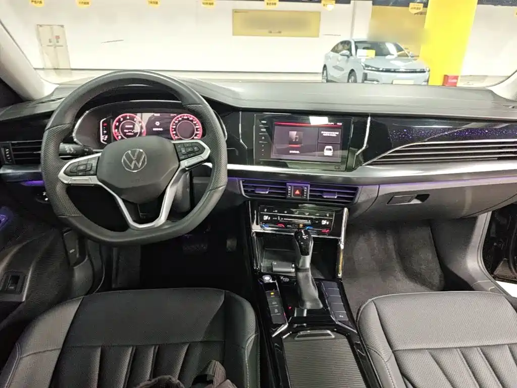 Volkswagen Passat — фото 10