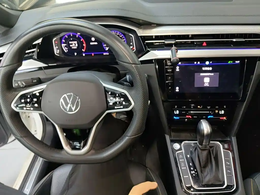 Volkswagen CC — фото 10