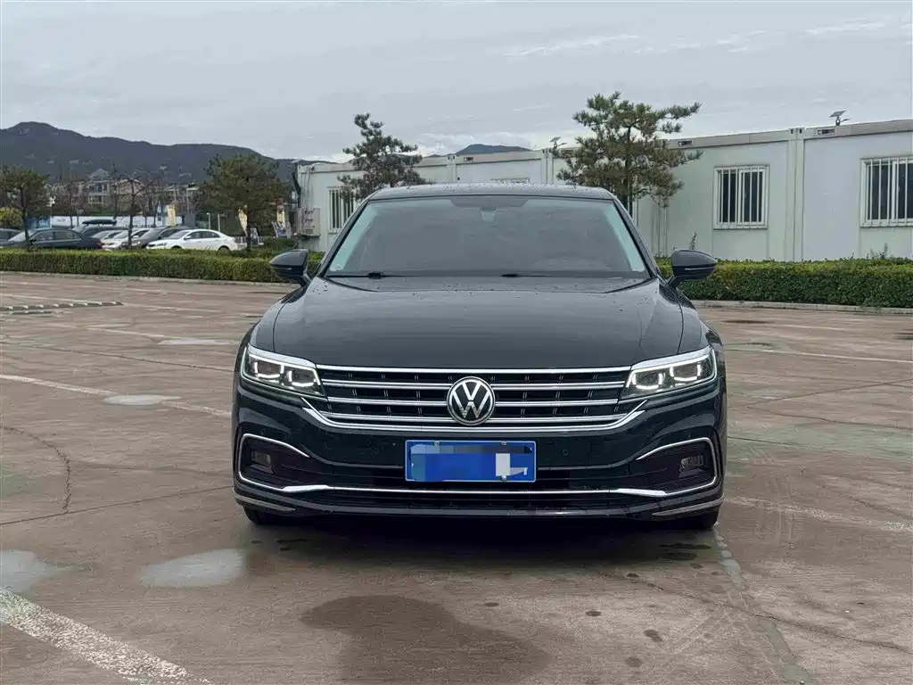 Volkswagen Phideon — фото 2