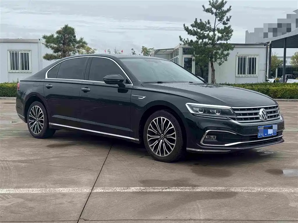 Volkswagen Phideon — фото 3