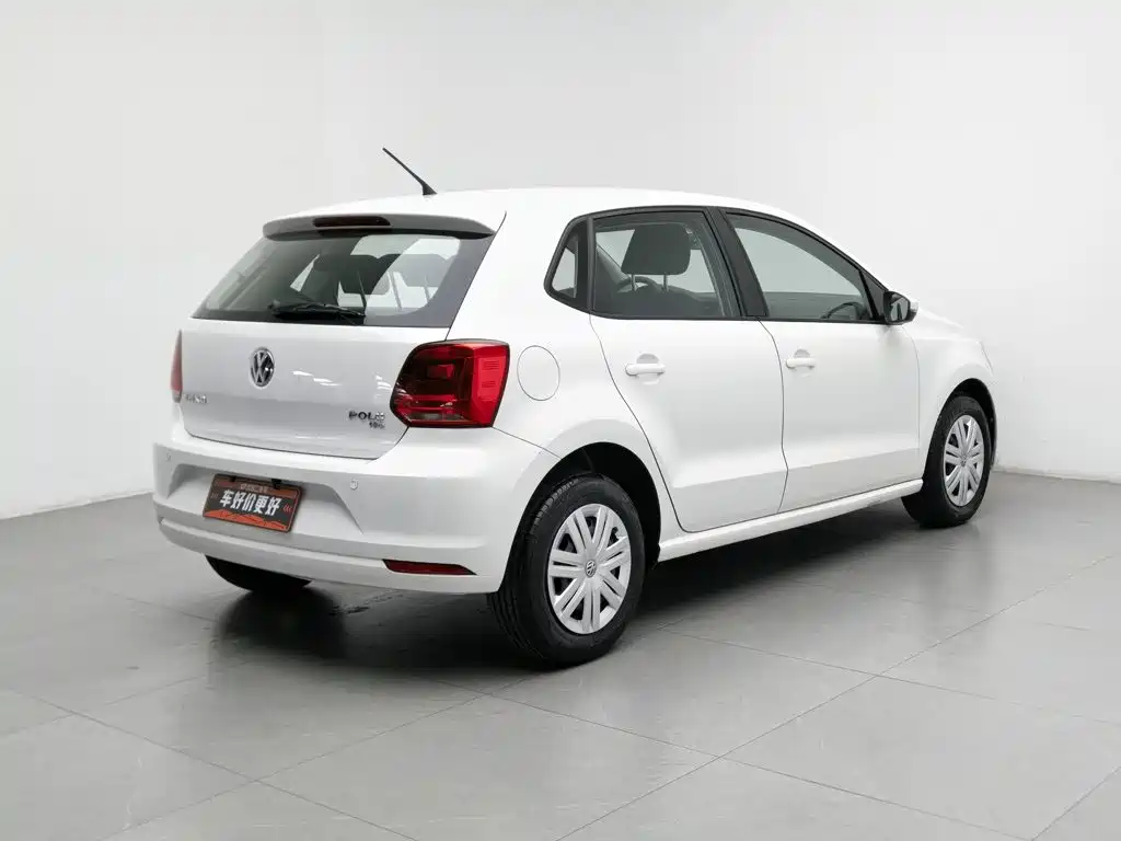 Volkswagen Polo — фото 2