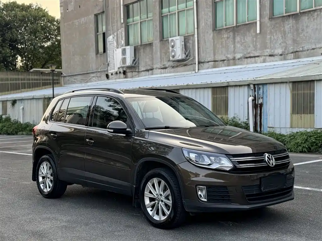 Volkswagen Tiguan — фото 3