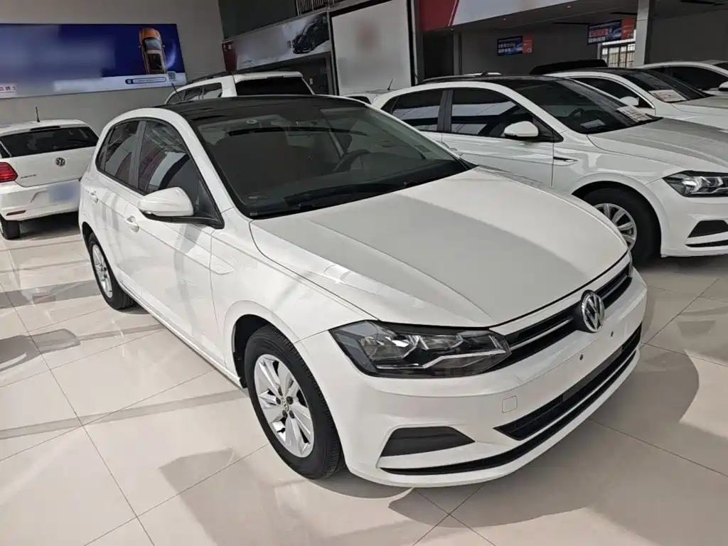 Volkswagen Polo — фото 4