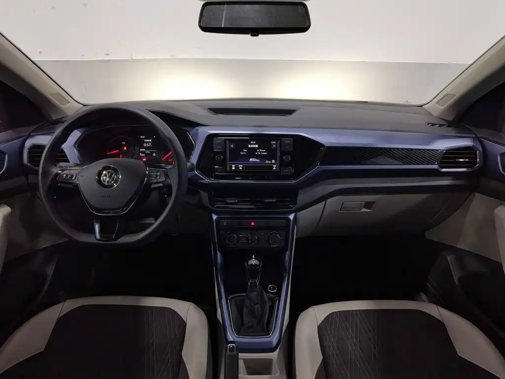 Volkswagen T-Cross — фото 5