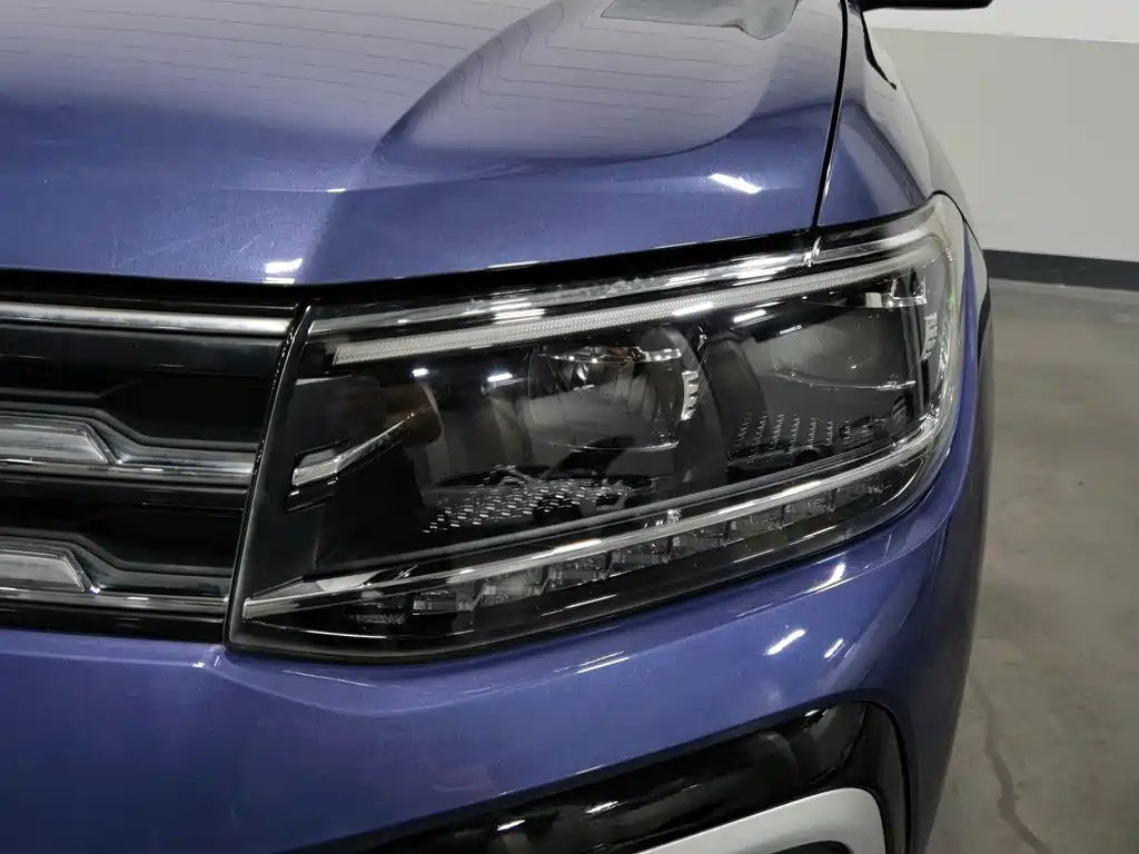 Volkswagen T-Cross — фото 7