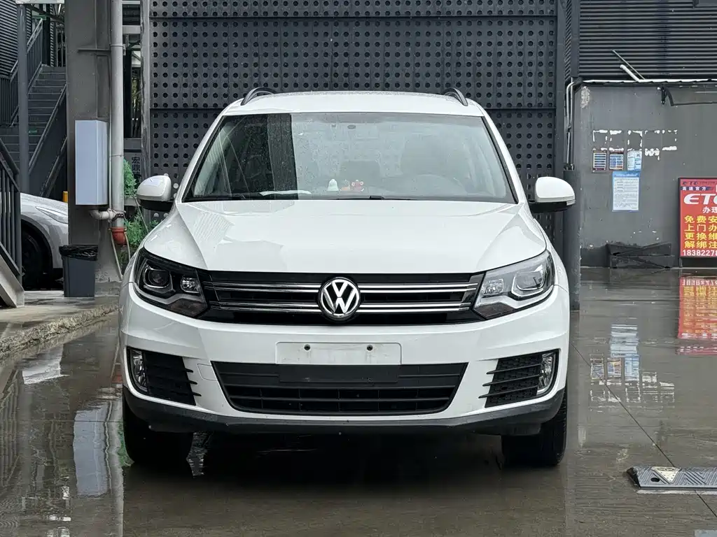 Volkswagen Tiguan — фото 2