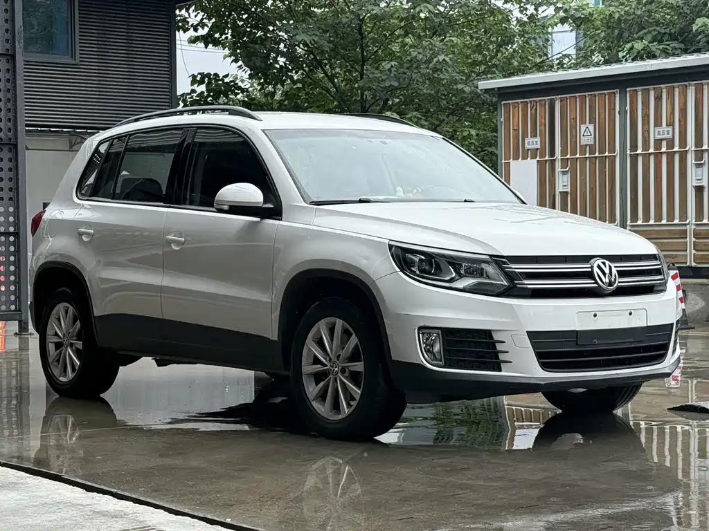 Volkswagen Tiguan — фото 3