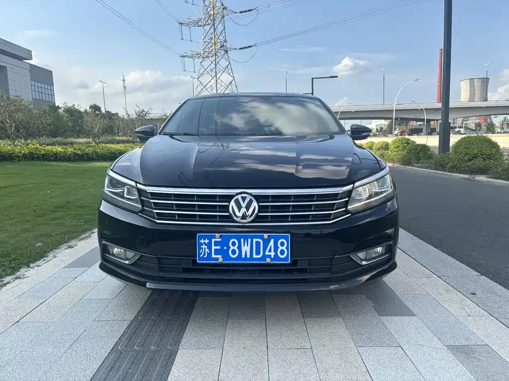 Volkswagen Passat — фото 2