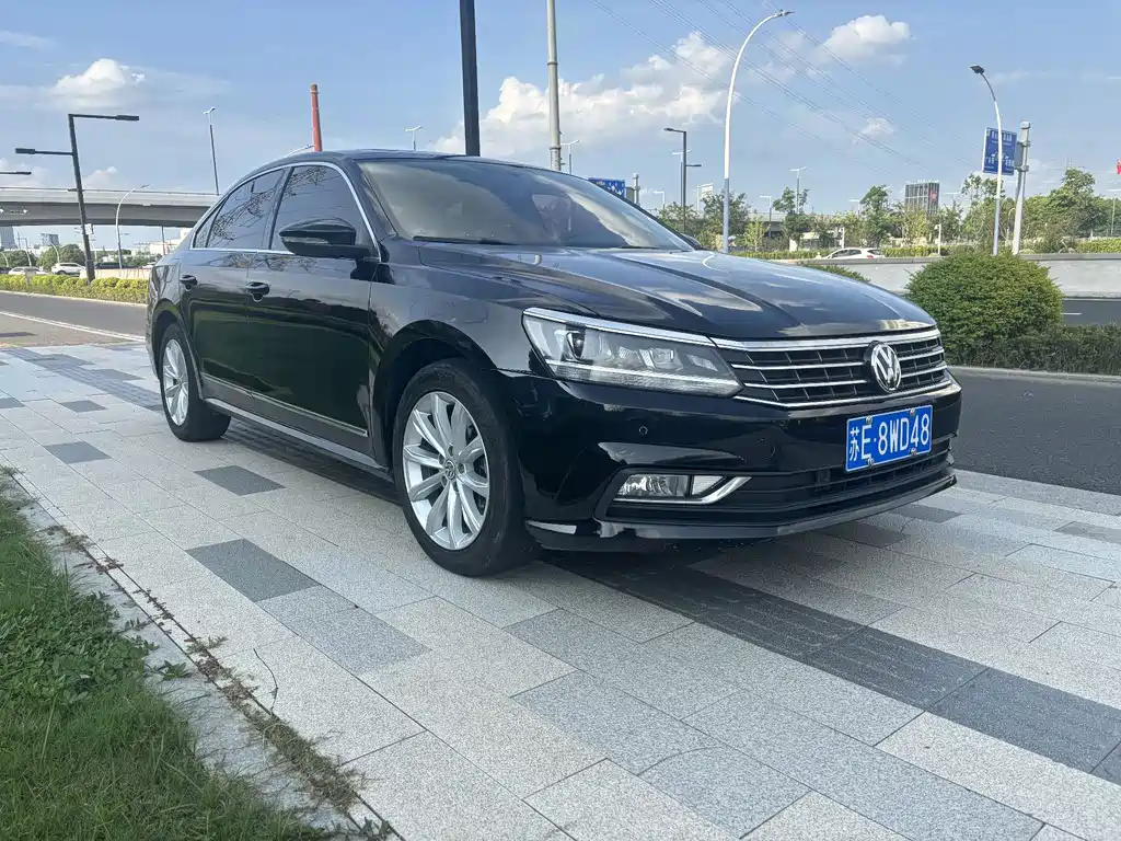 Volkswagen Passat — фото 3