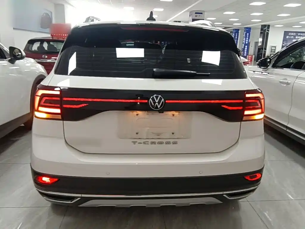 Volkswagen T-Cross — фото 6
