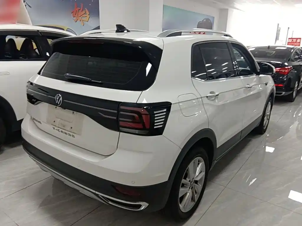 Volkswagen T-Cross — фото 7