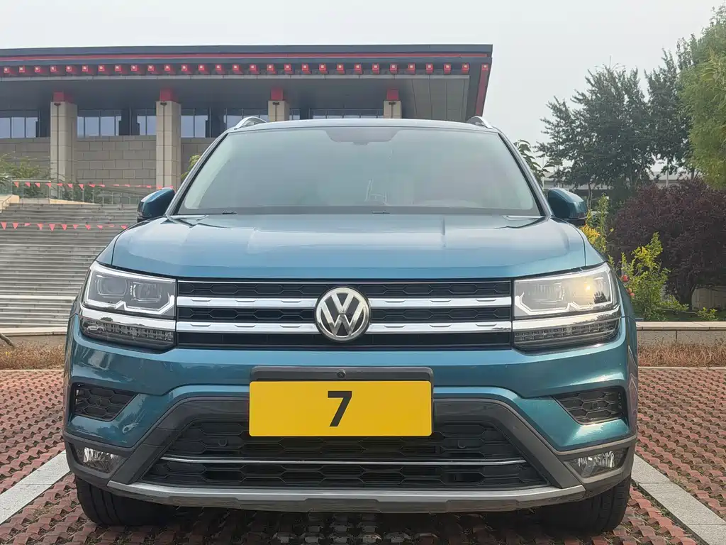 Volkswagen Tharu — фото 2