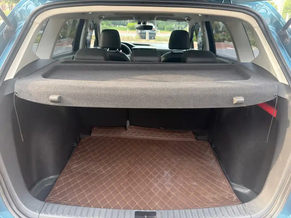 Volkswagen Tharu — фото 13